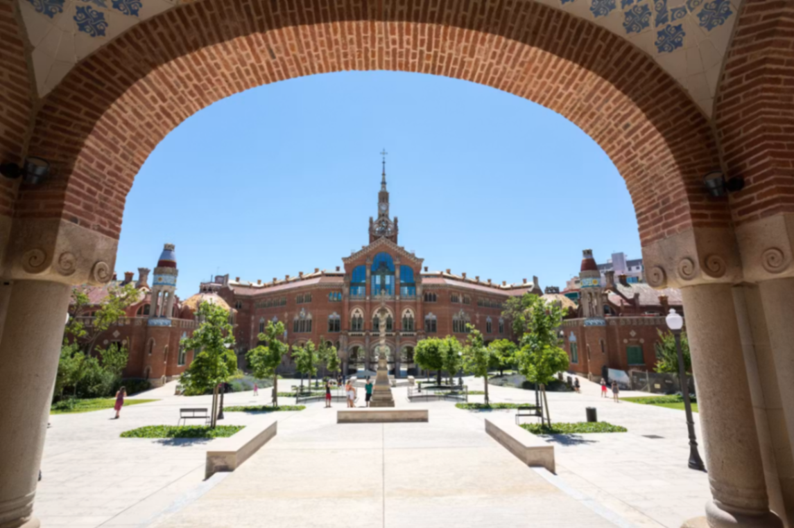 Recinte Modernista de Sant Pau in Barcelona — brick modernista pavilions with mosaic details and gardens