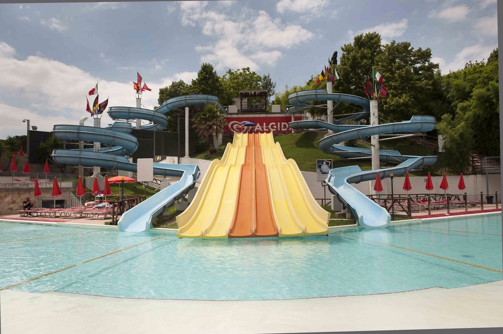 Hydromania Water Park