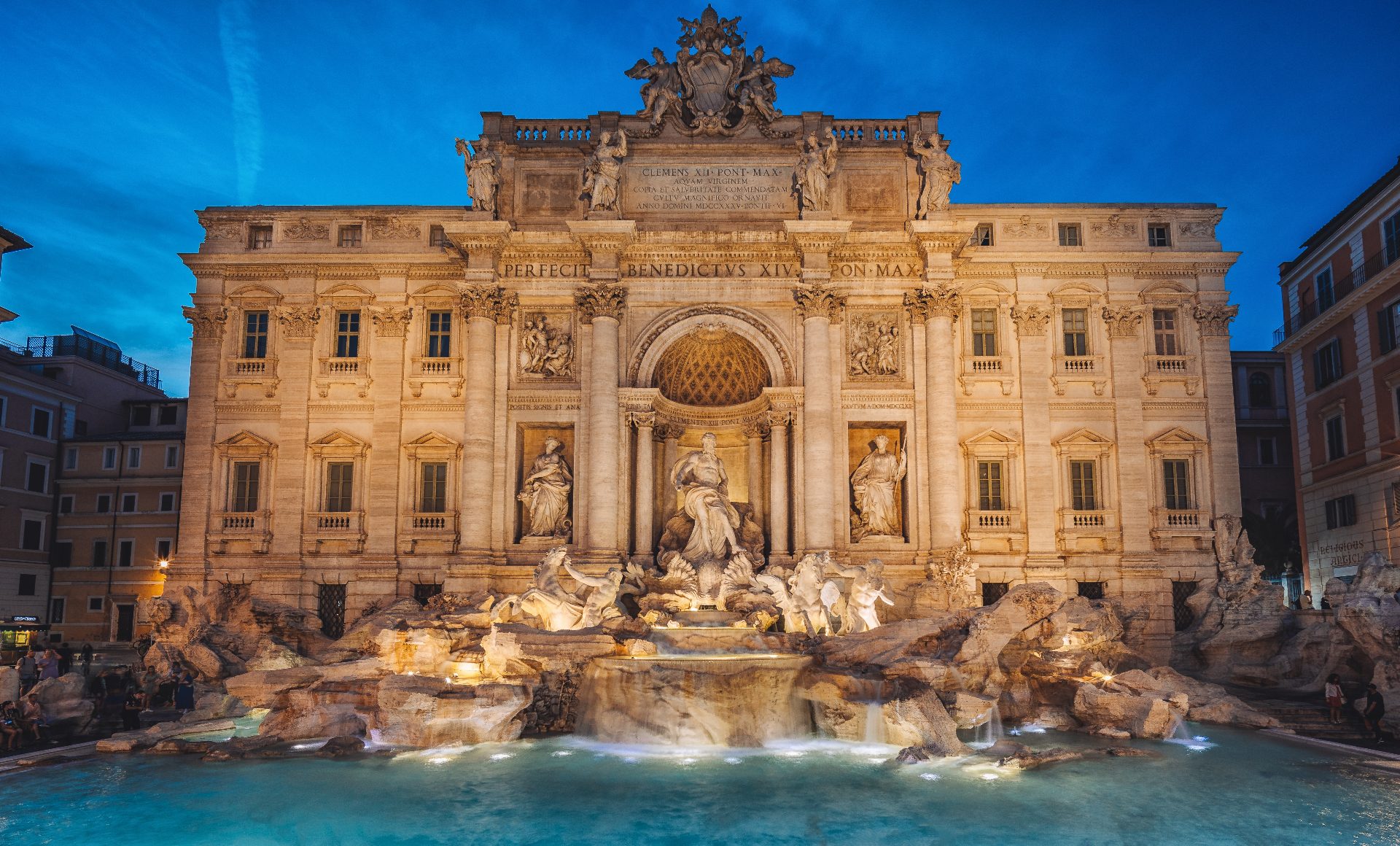 Perfect Walking Route: Trevi Fountain, Pantheon & Piazza Navona