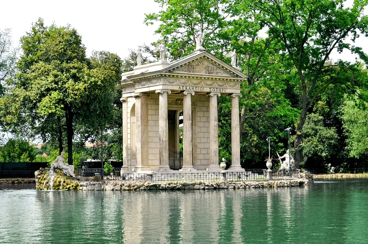 Cycling routes through Villa Borghese gardens in Rome